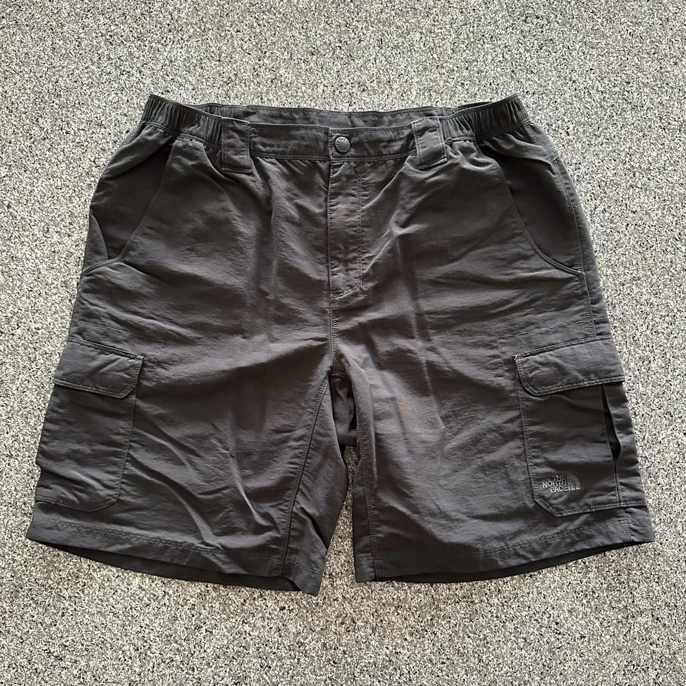 The North Face Shorts Mens L Cargo Nylon 9.5